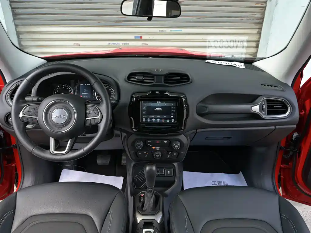 Jeep Renegade — миниатюра 9