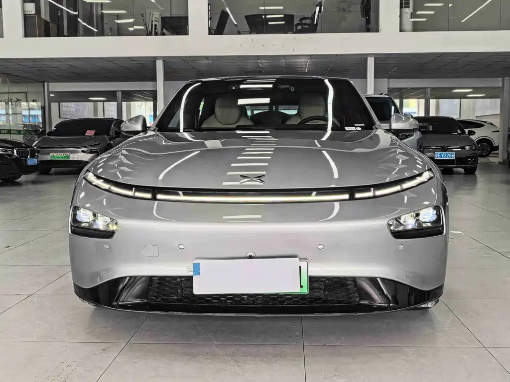 XPeng P7 — миниатюра 2