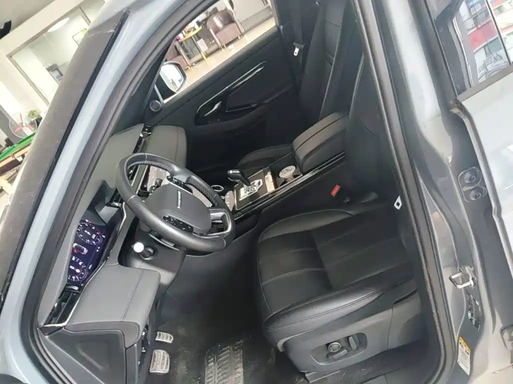 Land Rover Evoque — миниатюра 15