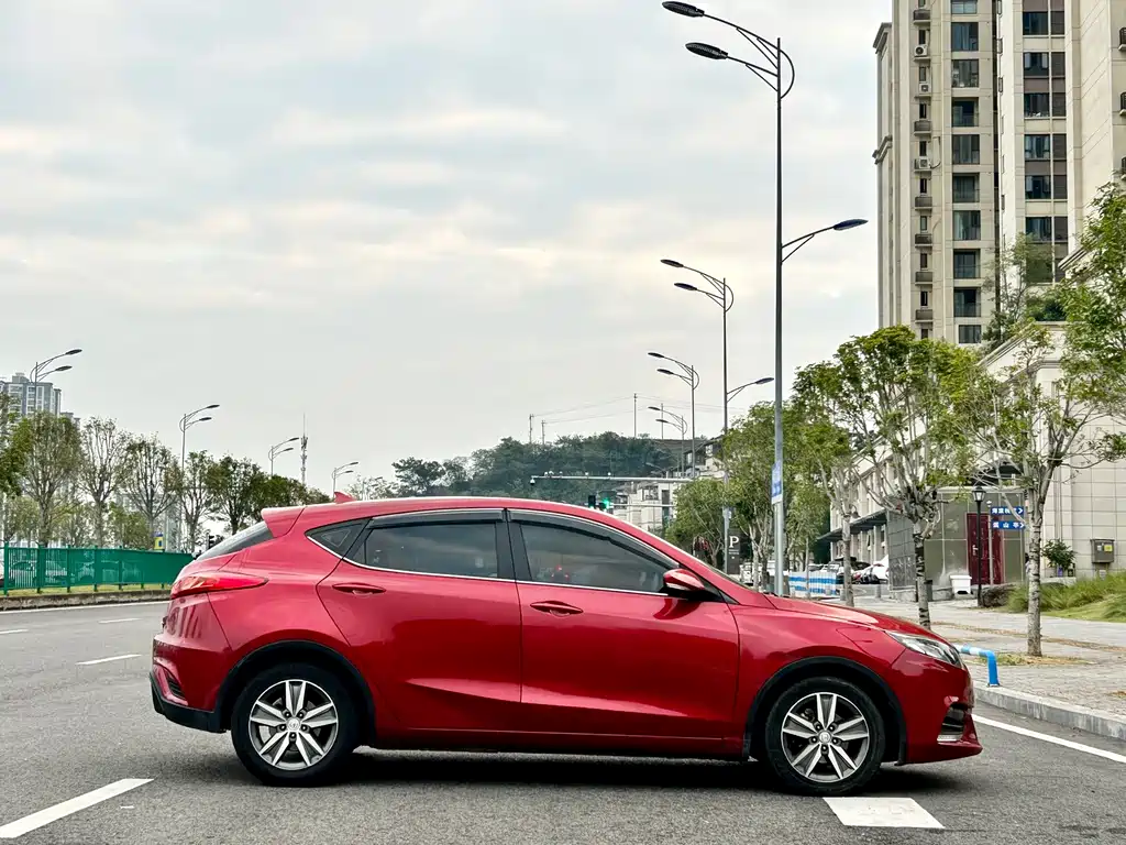 Changan Eado XT — миниатюра 12