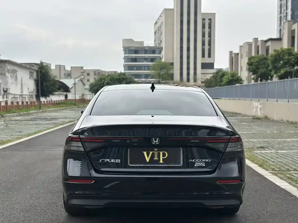 Honda Accord — миниатюра 5