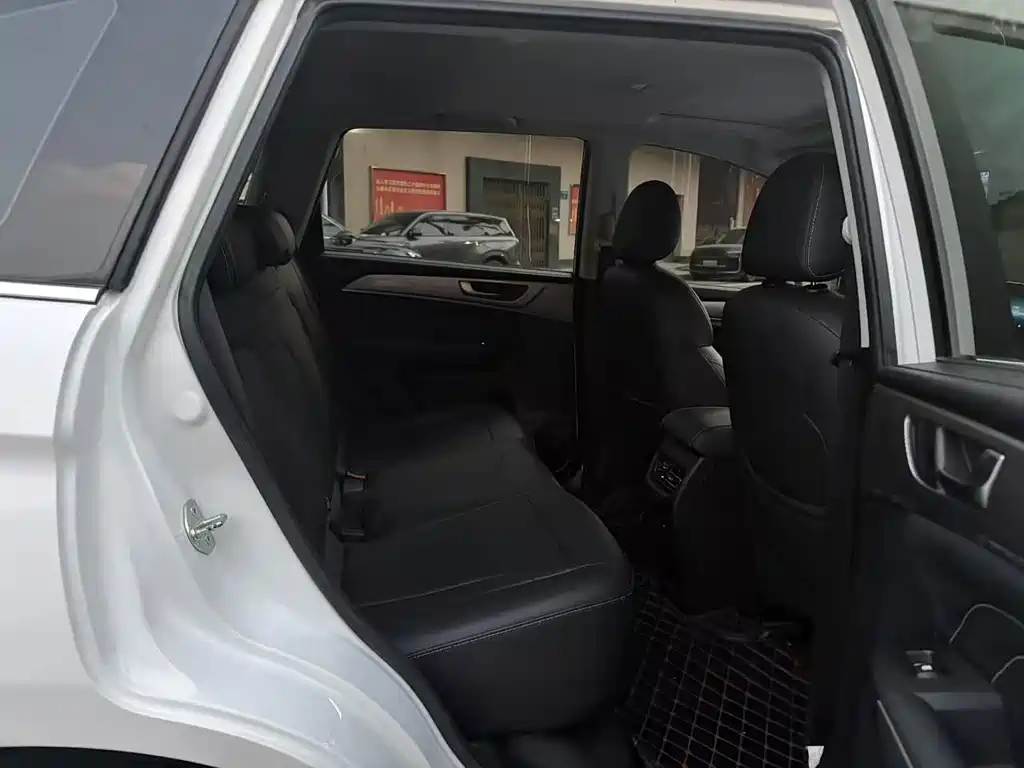 Haval M6 — миниатюра 11