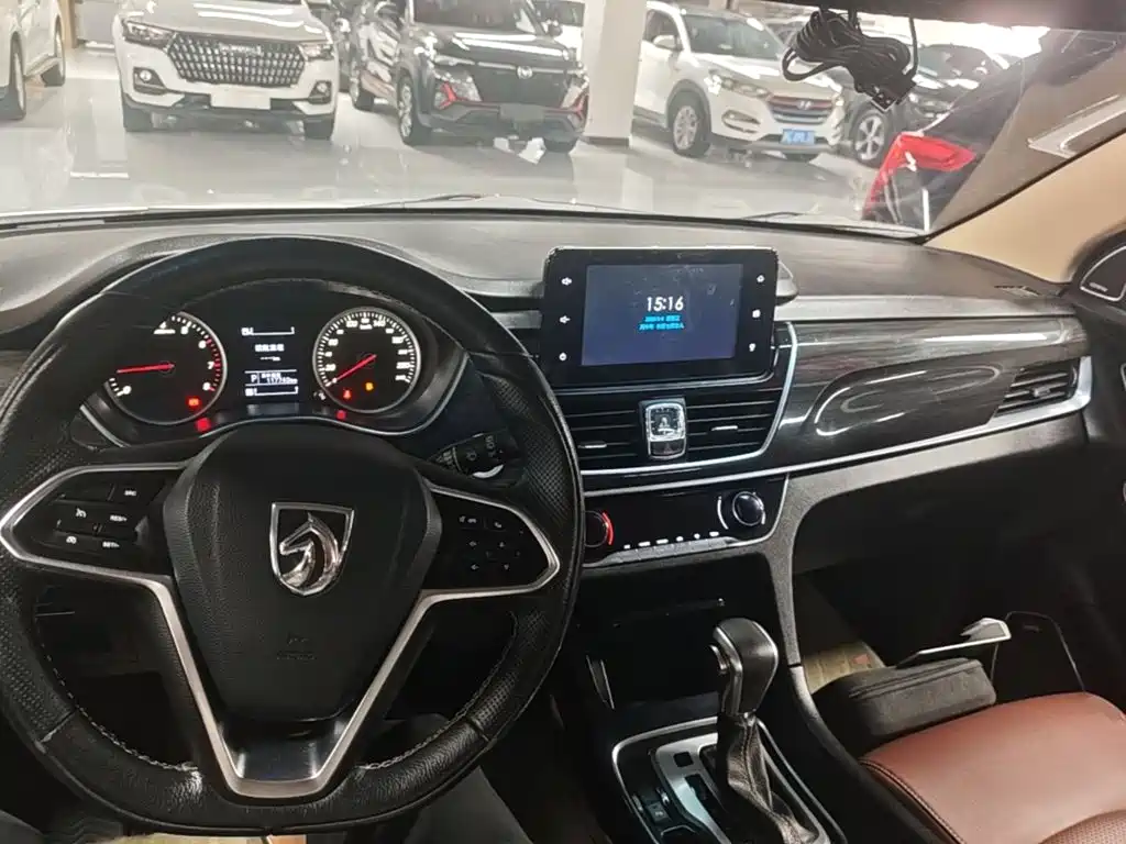 Baojun 560 — миниатюра 10
