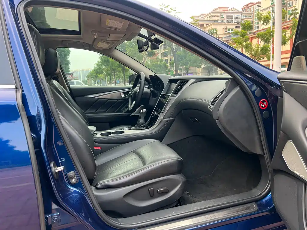 Infiniti Q50L — миниатюра 9