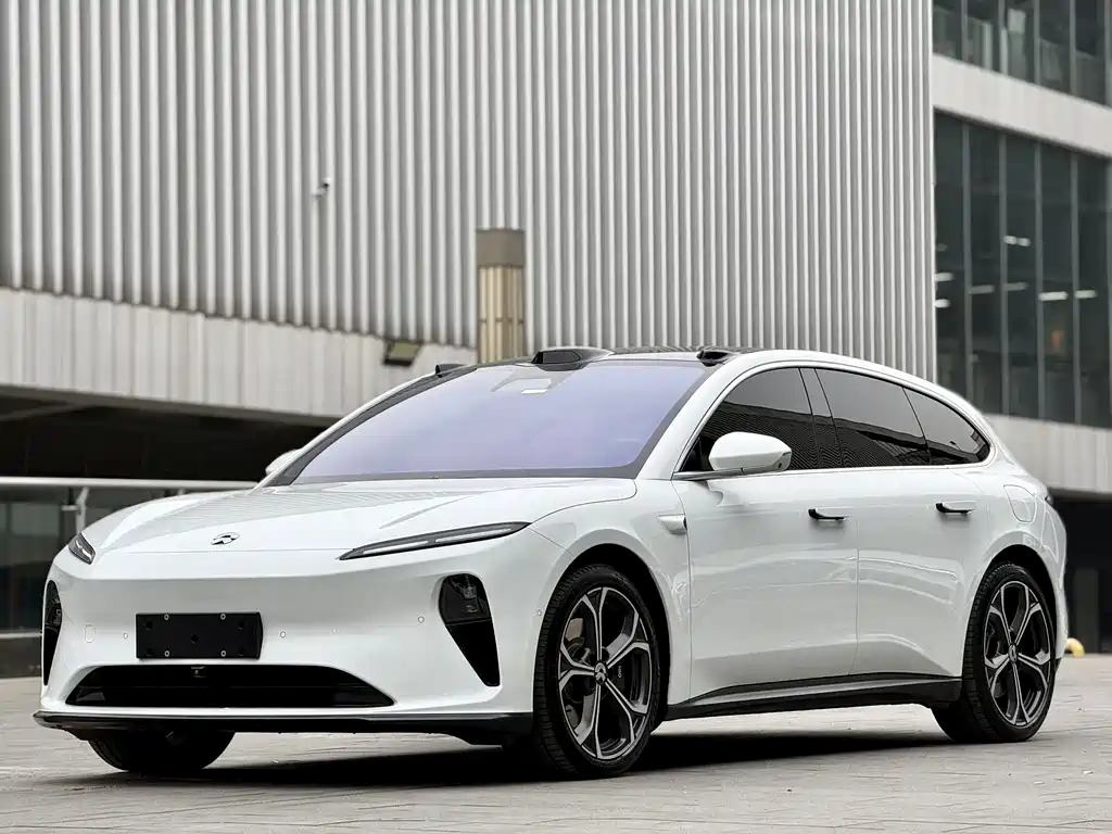 NIO NIO ET5T