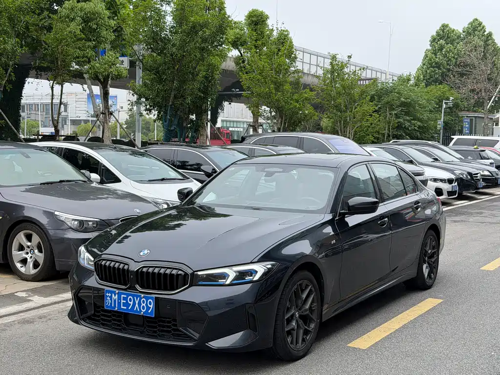 Купить BMW 3 Series