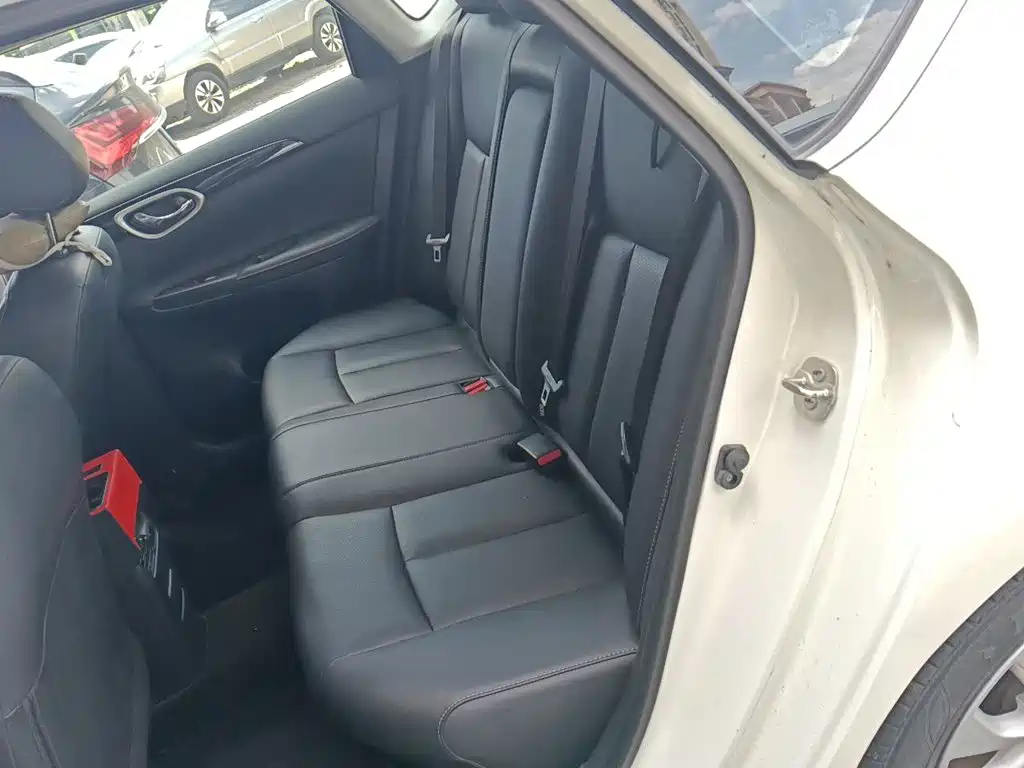 Nissan Sylphy — миниатюра 13