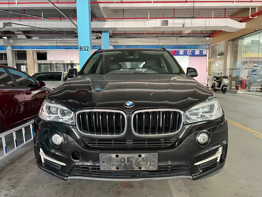 BMW X5 (Import)