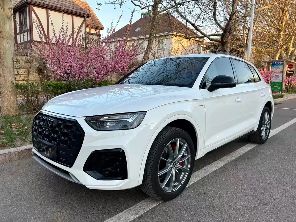 Audi Q5L 2024