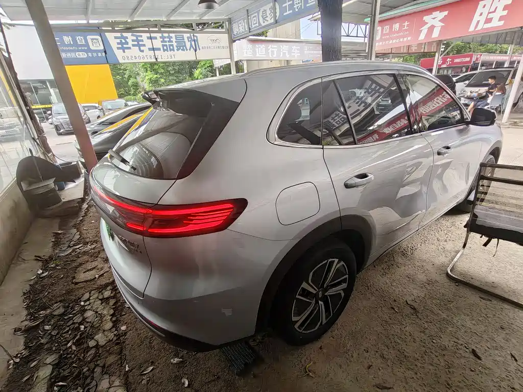 Geely Galaxy Galaxy 7 7 2025 120km +
