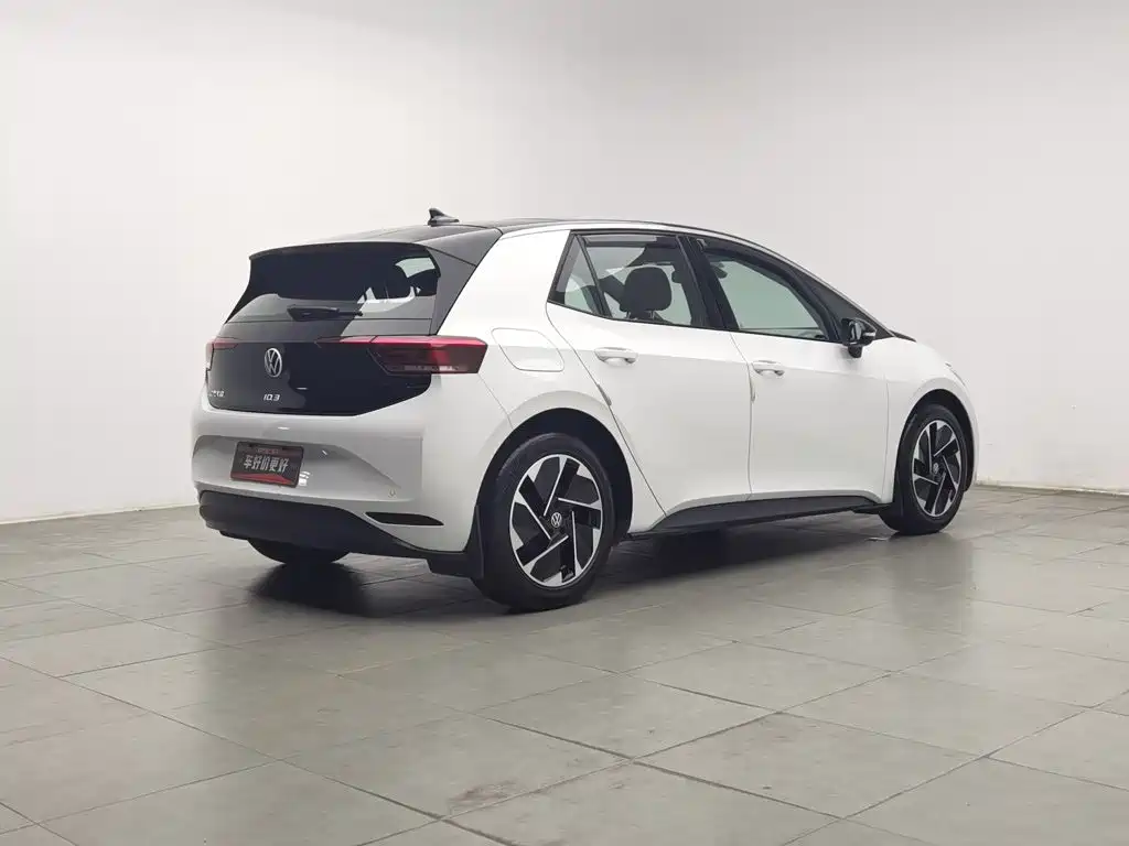 Volkswagen ID.3 — миниатюра 2