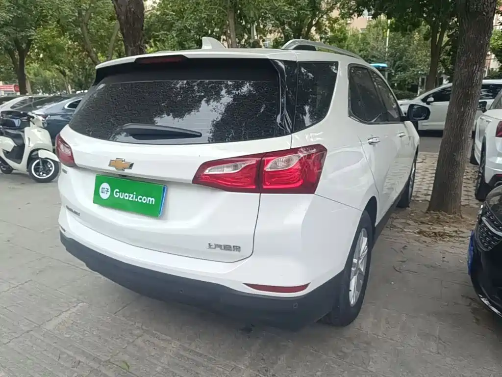 Chevrolet Equinox — миниатюра 7