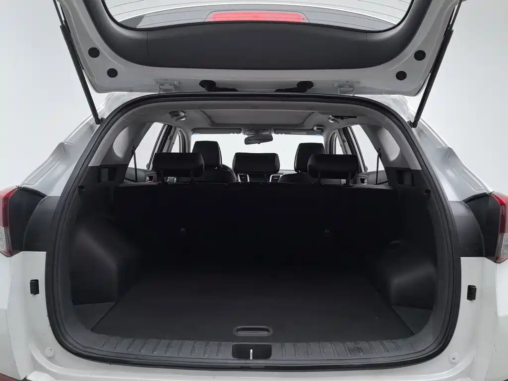 Hyundai Tucson — миниатюра 16