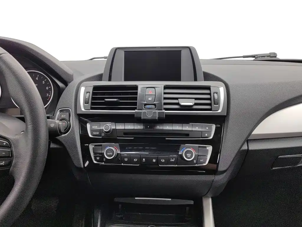 BMW 1 Series (Import) — миниатюра 12