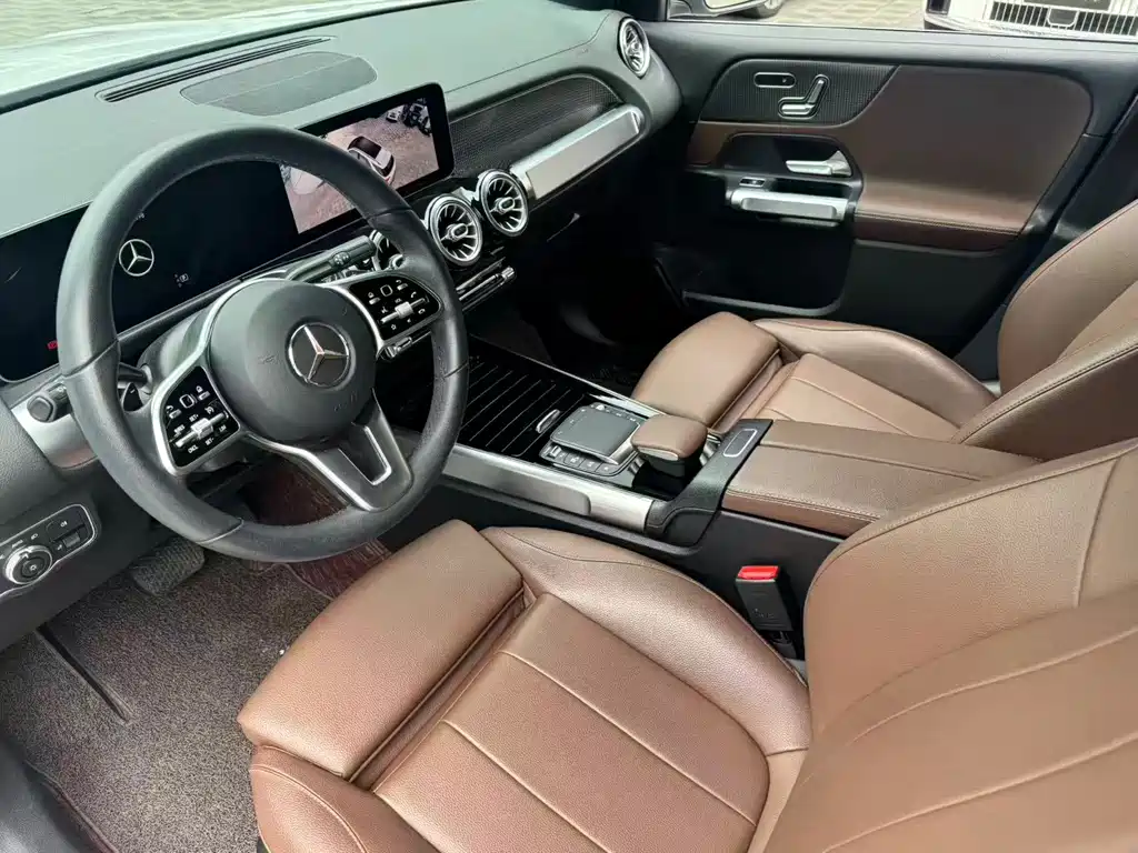 Mercedes-Benz GLB — миниатюра 4