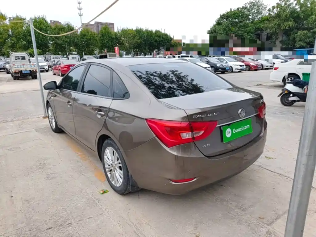 Buick Excelle — миниатюра 5