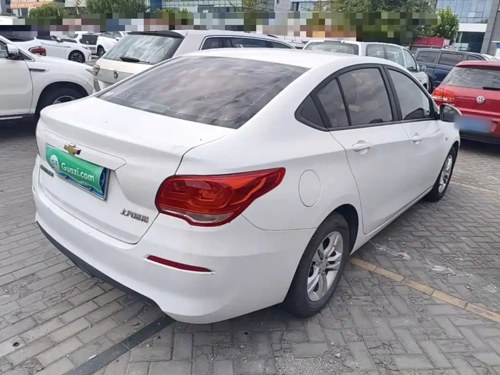 Chevrolet Cavalier — миниатюра 7