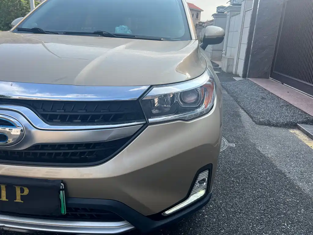 GAC Group GAC NE PHEV — миниатюра 2