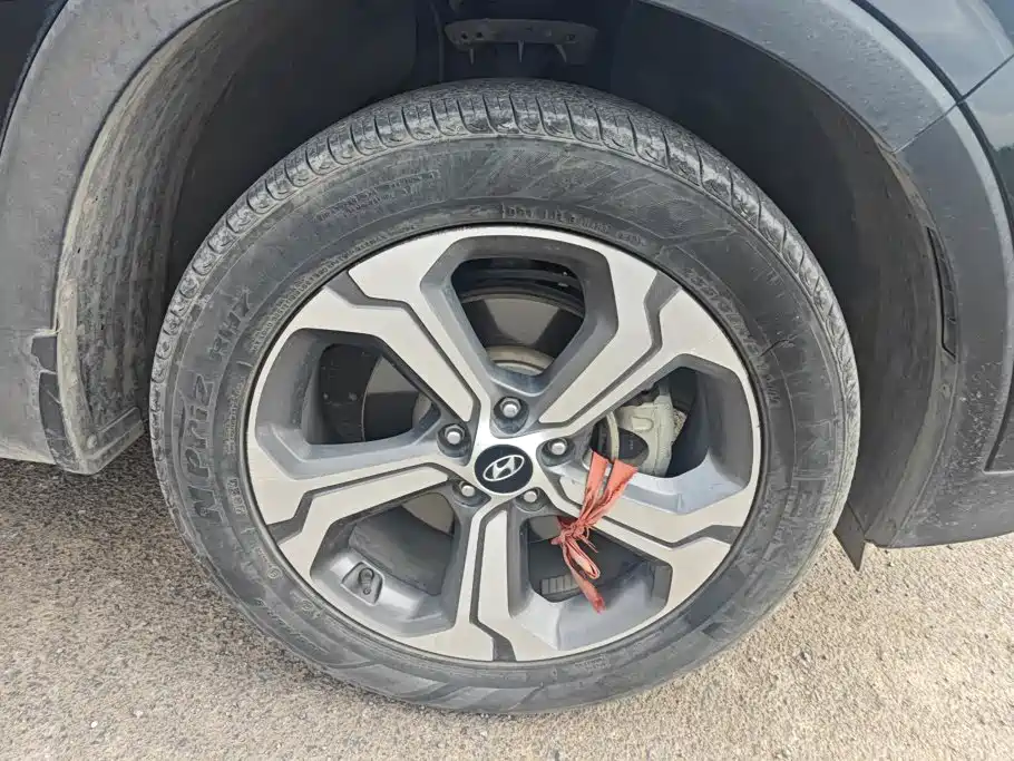 Hyundai Santa Fe — миниатюра 6