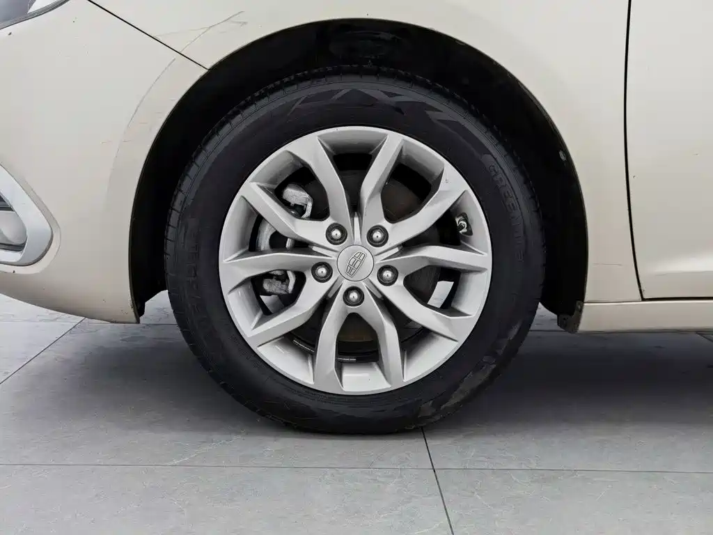 Geely Emgrand GL — миниатюра 17
