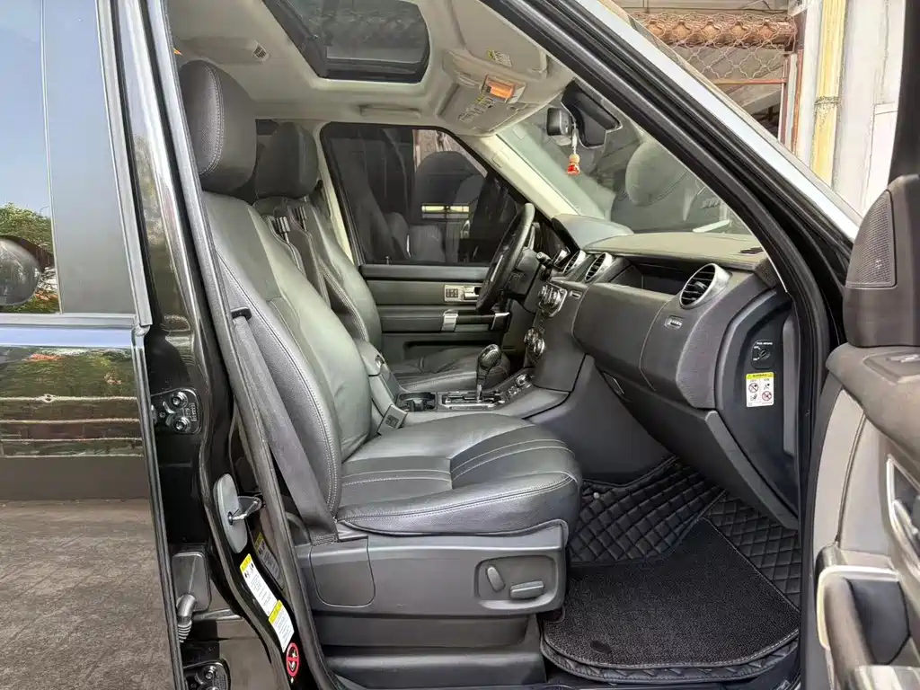 Land Rover Discovery 2012 5.0 V8 HSE