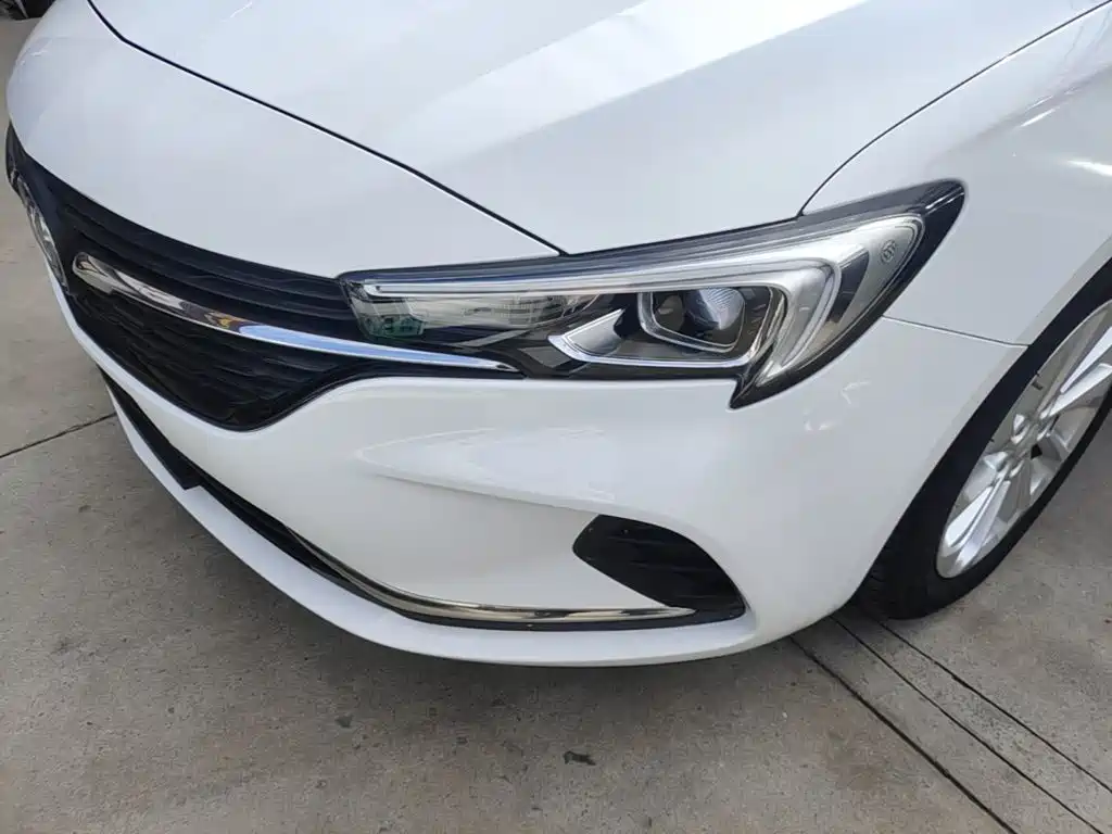 Buick Verano — миниатюра 24