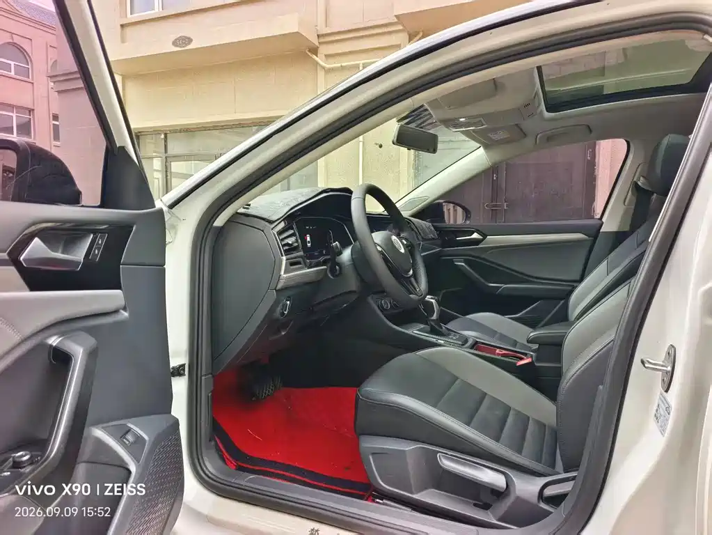 Volkswagen Sagitar — миниатюра 6