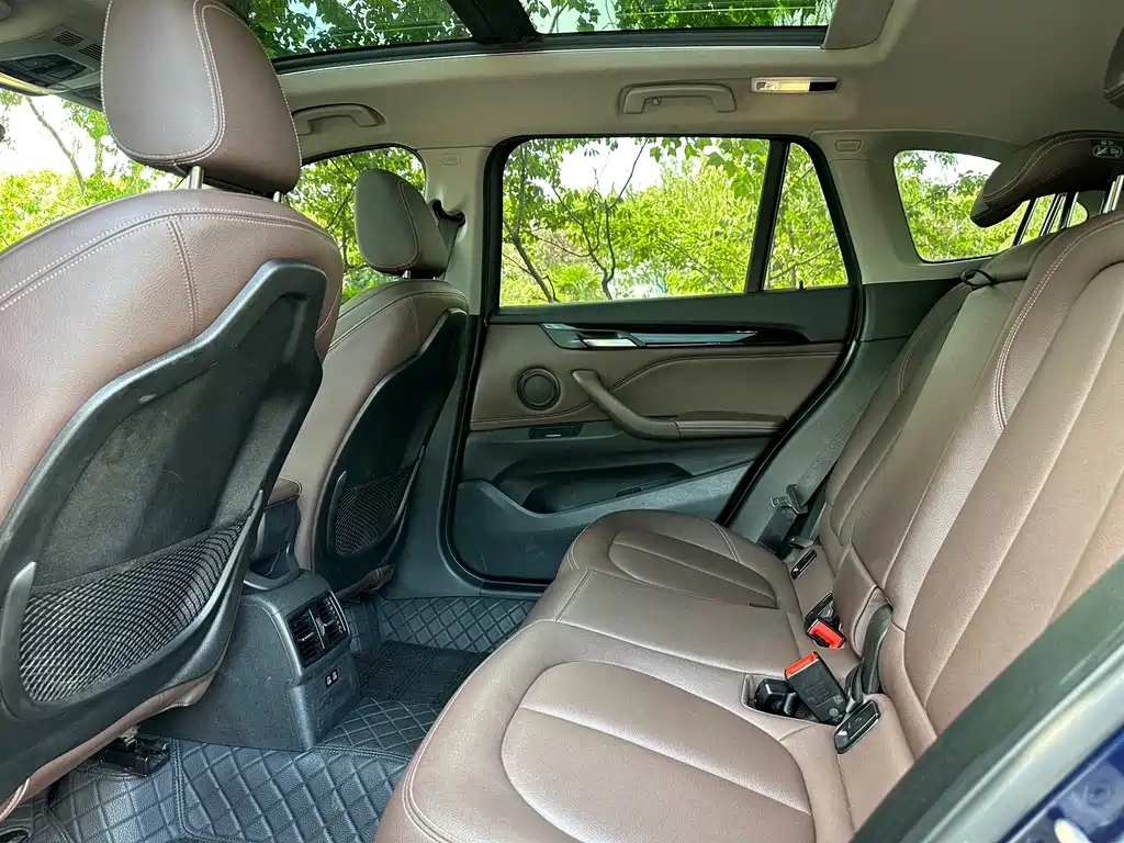BMW X1 — миниатюра 13