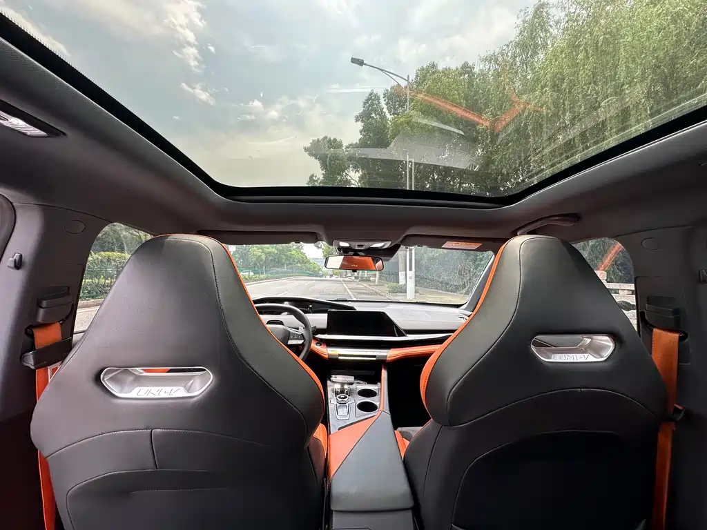 Changan UNI-V 2022 1.5T Luxury