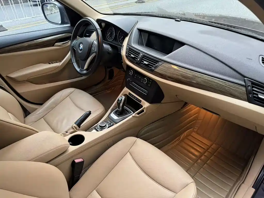 BMW X1 (Import) — миниатюра 9