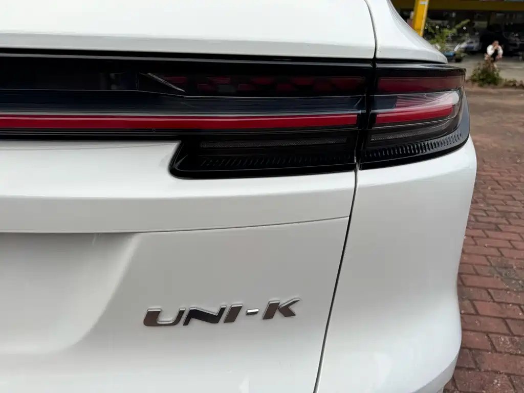 CHANGAN UNI K