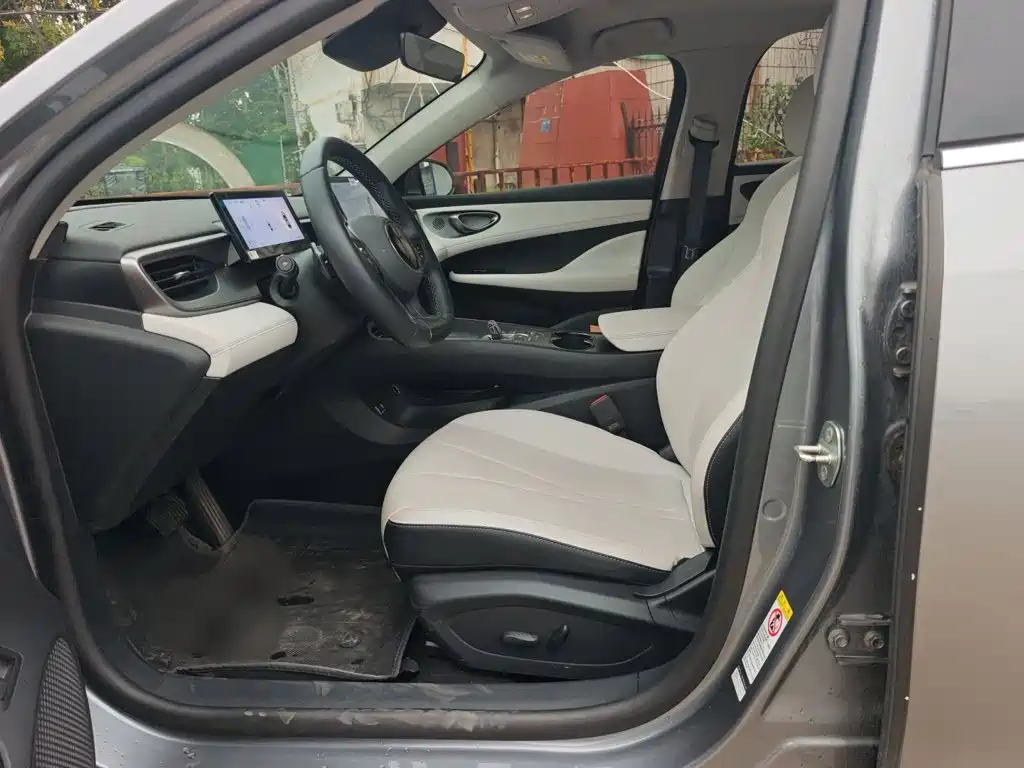 BYD Seal 05 DM-i — миниатюра 15
