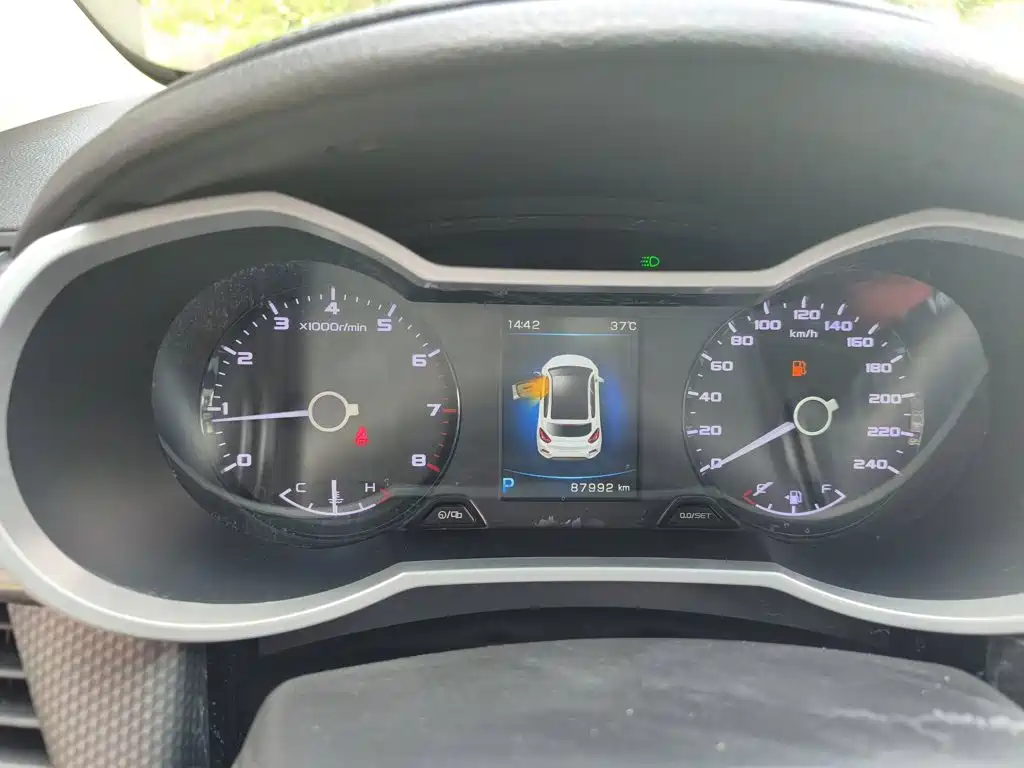 Geely Emgrand GS — миниатюра 12