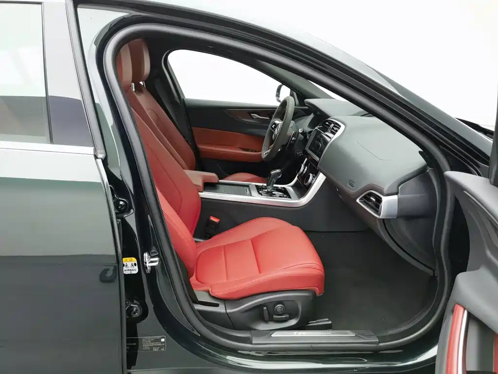 Jaguar XEL — миниатюра 23