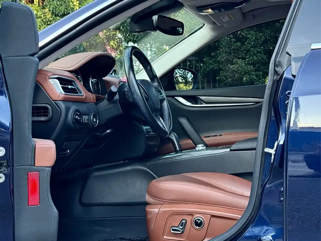 Maserati Ghibli — миниатюра 7