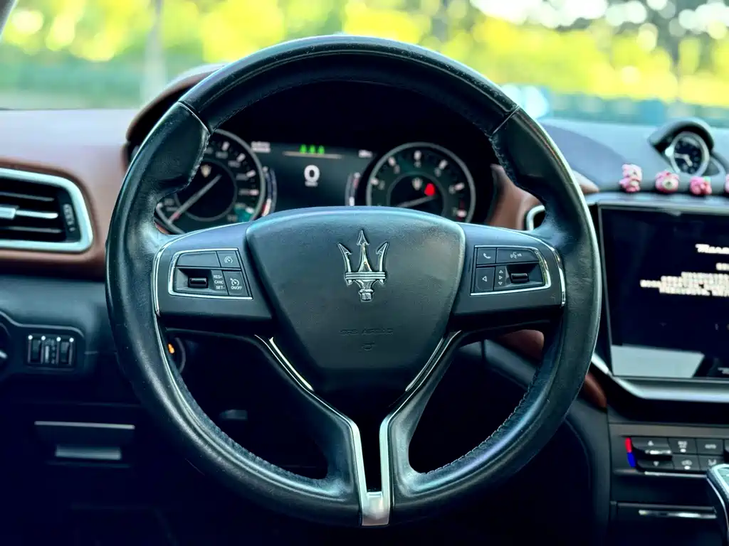 Maserati Ghibli — миниатюра 9
