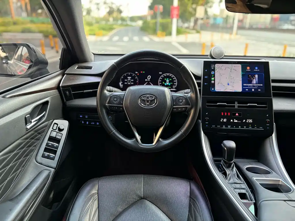Toyota Avalon — миниатюра 6