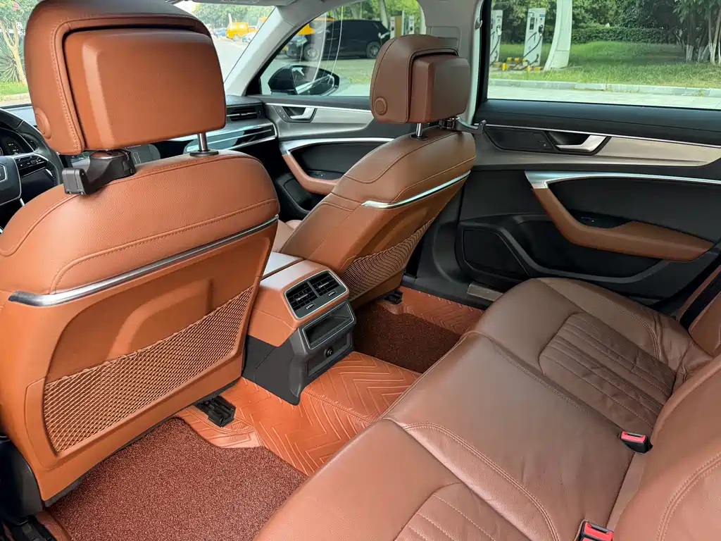 Audi A6L — миниатюра 15