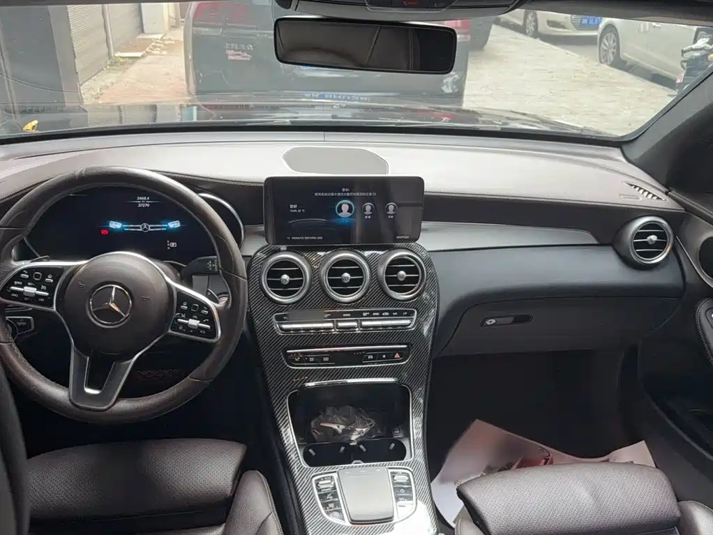 Mercedes-Benz GLC — миниатюра 12
