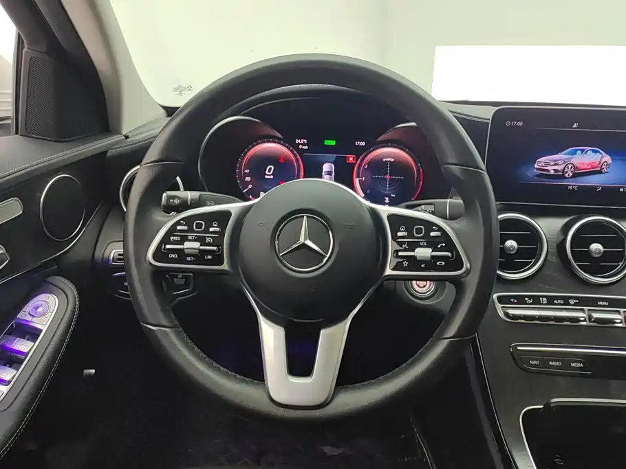 Mercedes-Benz C-Class — миниатюра 15