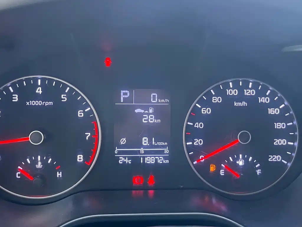 Kia K2 — миниатюра 10