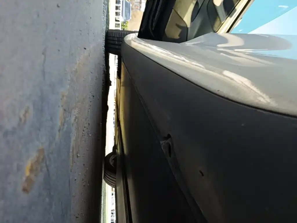 Tesla Model 3 — миниатюра 22
