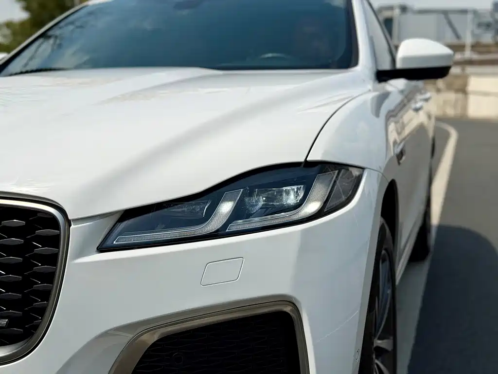 Jaguar F-Pace 2021 250PS R-Dynamic S