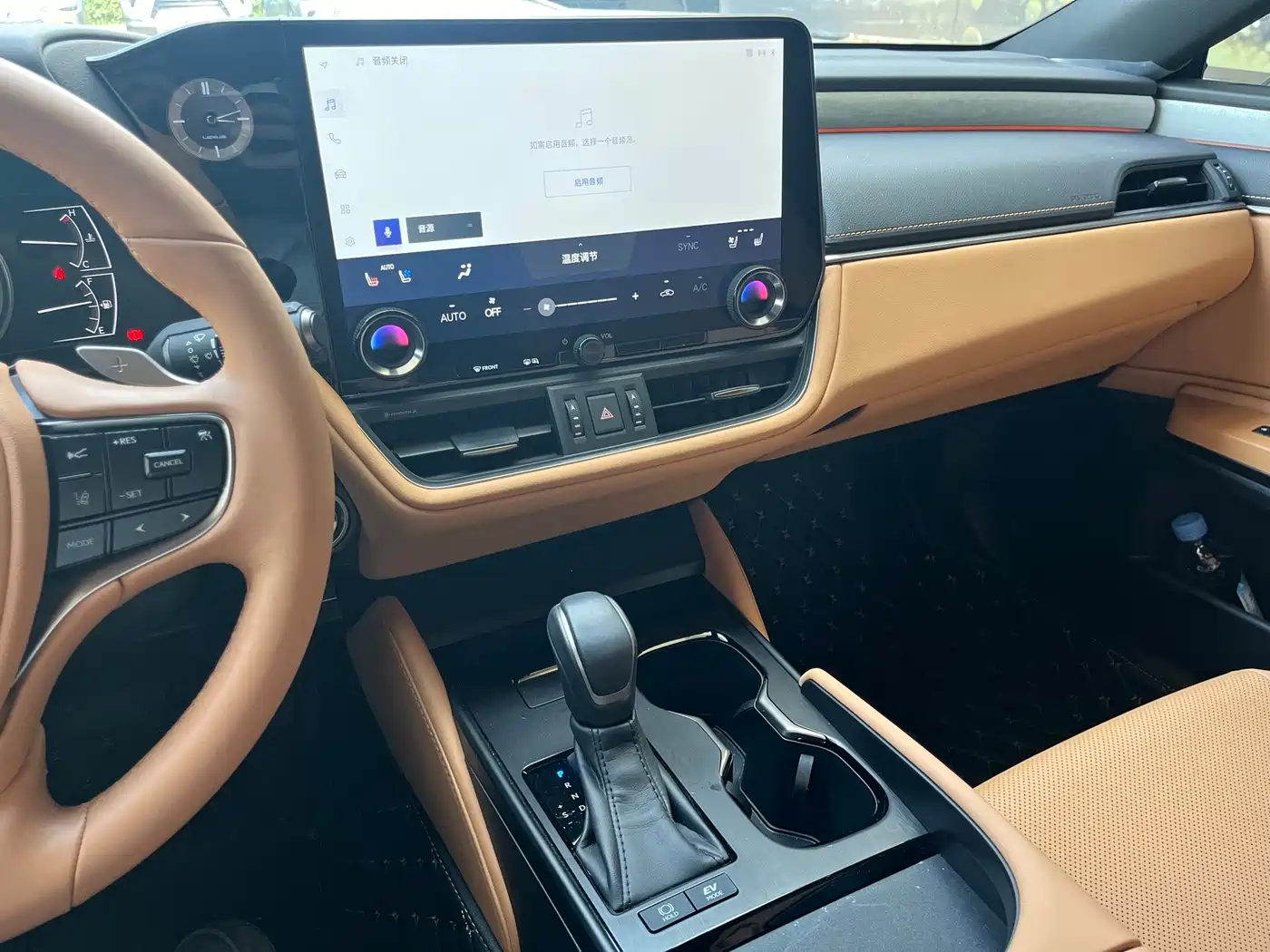 Lexus ES 2025 Silver/gray из Китая, фото 3