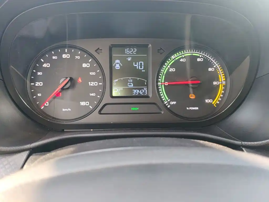 Roewe Clever — миниатюра 12