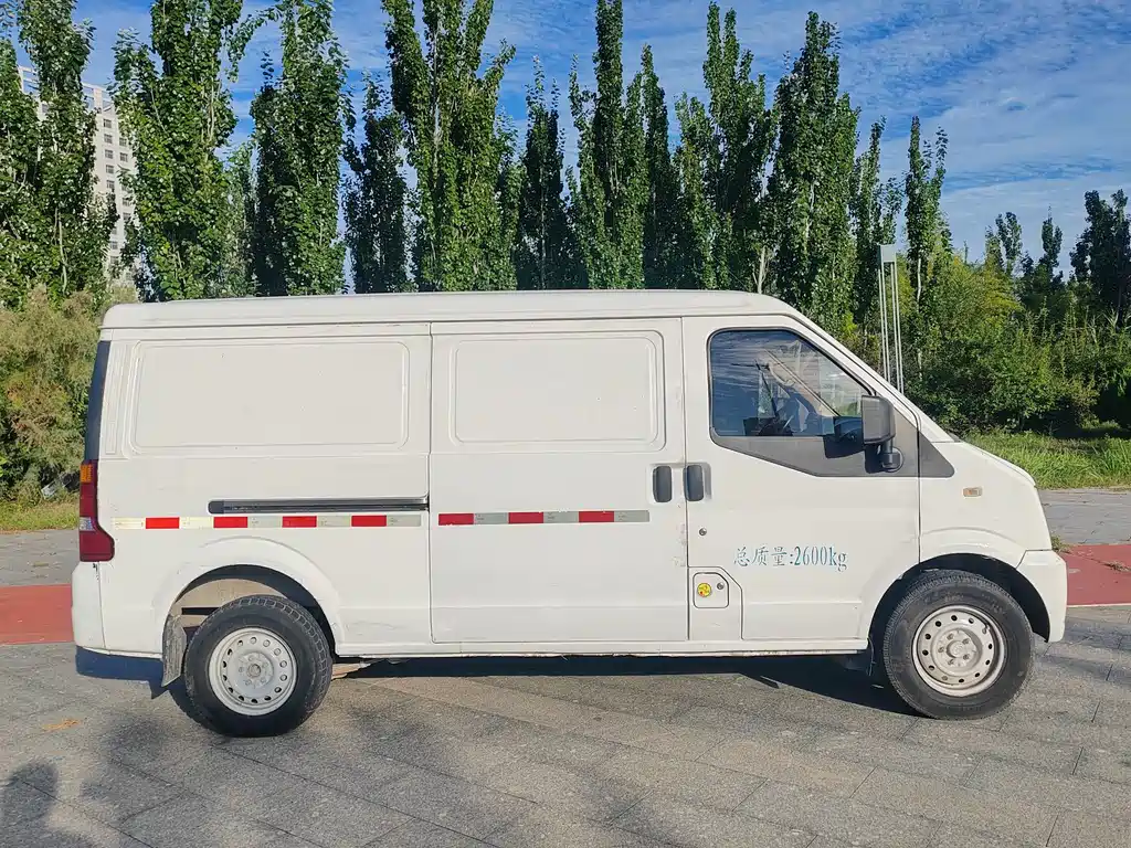 Ruichi Ruichi EC35 — миниатюра 4