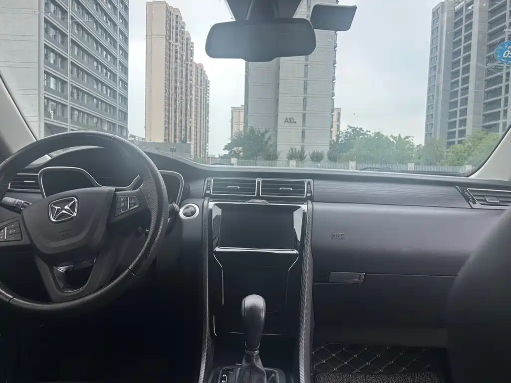 JMC Yusheng S330 — миниатюра 9