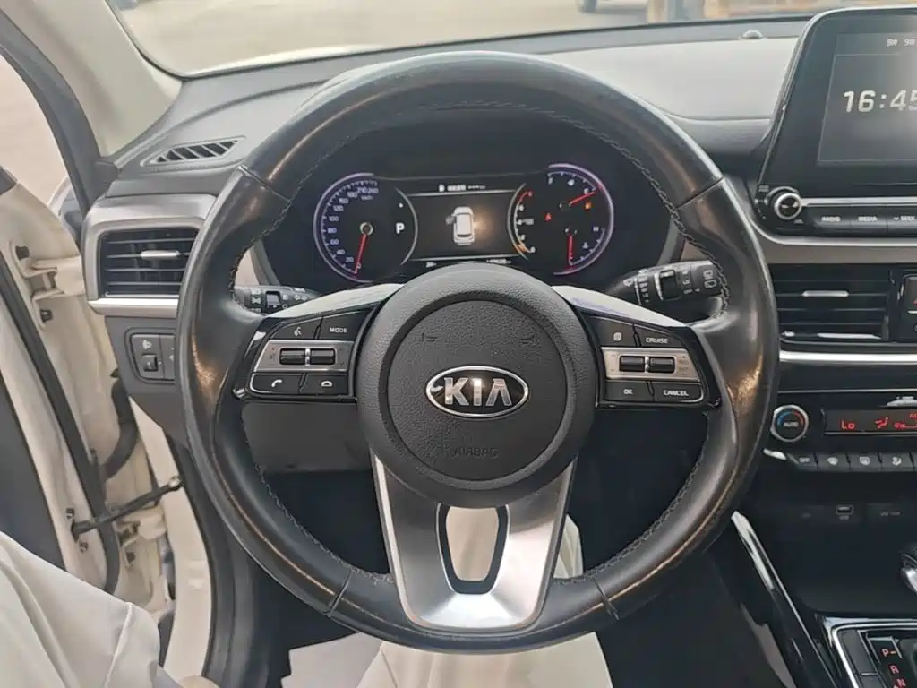Kia Sportage — миниатюра 11