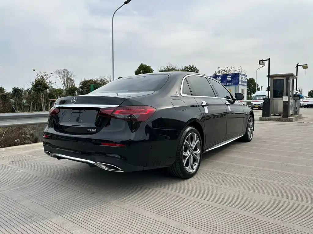 Mercedes-Benz E-Class E 2022 E 300 L Sport Luxury