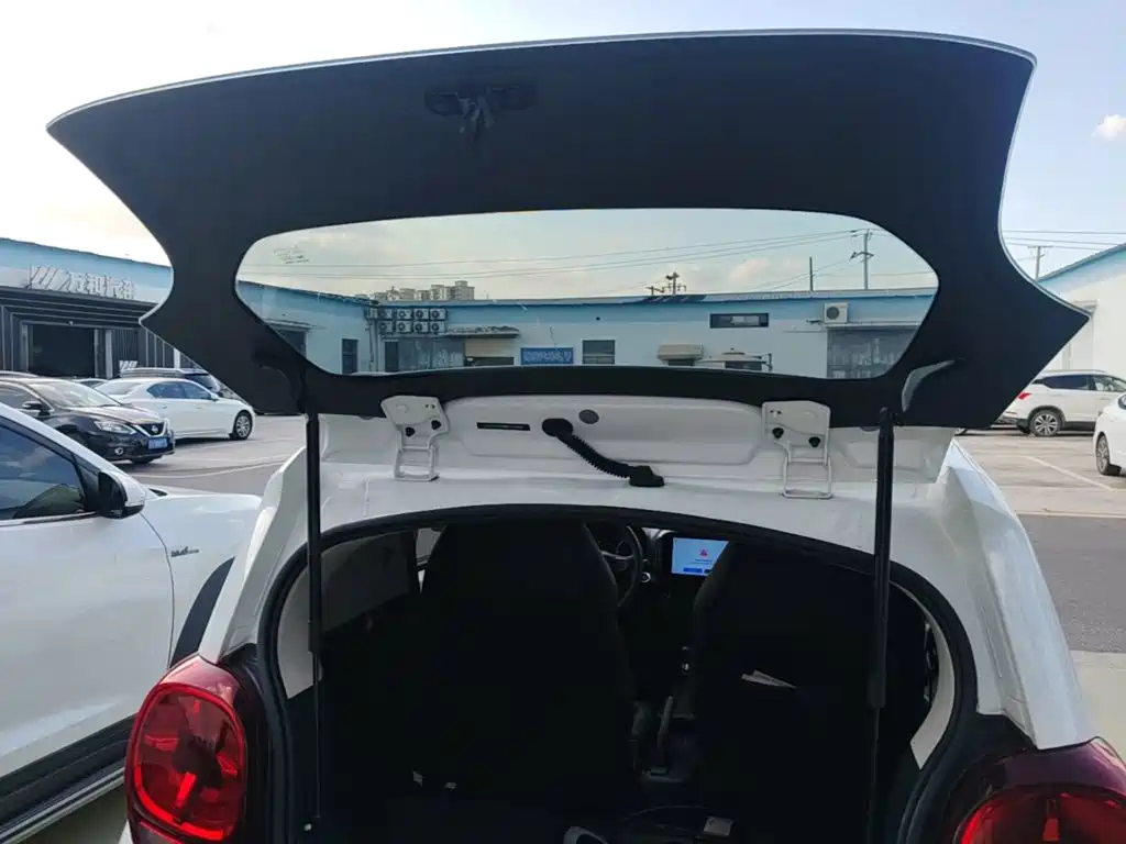 Roewe Clever — миниатюра 19